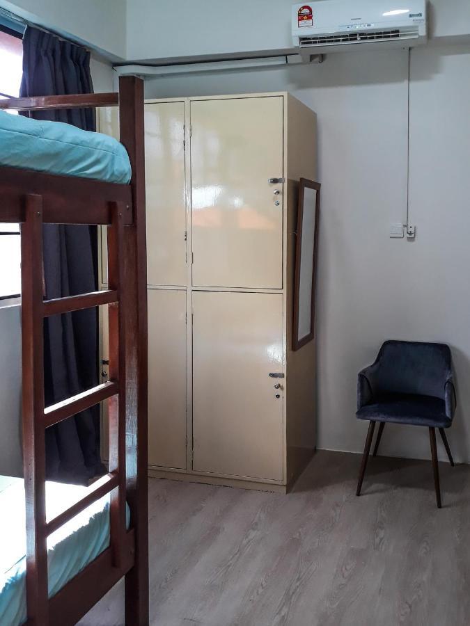 Step-In Lodge Kota Kinabalu Exterior photo