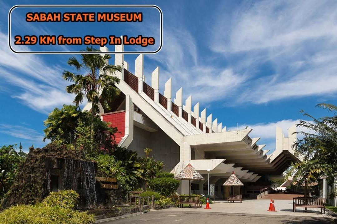 Step-In Lodge Kota Kinabalu Exterior photo